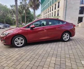 Wynajmij Chevrolet Cruze 2018 w Gruzji. Paliwo: Benzyna. Moc: 153 KM ➤ Koszt od 85 GEL za dobę.