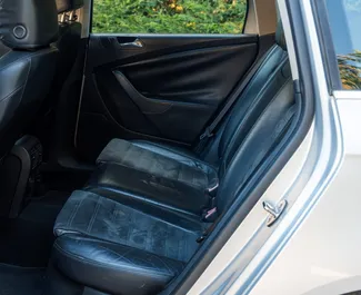 Volkswagen Passat Variant – samochód kategorii Komfort, Premium na wynajem w Albanii ✓ Bez Depozytu ✓ Ubezpieczenie: OC.
