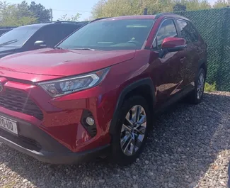 Wynajmij Toyota Rav4 2020 w Gruzji. Paliwo: Benzyna. Moc: 269 KM ➤ Koszt od 240 GEL za dobę.
