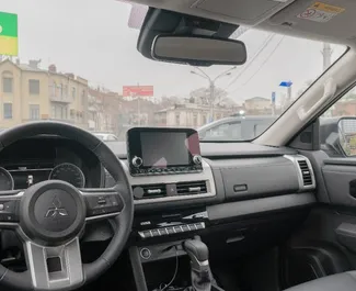 Mitsubishi L200 – samochód kategorii SUV, Crossover na wynajem w Gruzji ✓ Bez Depozytu ✓ Ubezpieczenie: OC, SCDW, FDW, Pasażerowie.