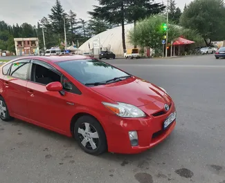 Wypożyczalnia Toyota Prius w Kutaisi, Gruzja ✓ Nr 14395. ✓ Skrzynia Automatyczna ✓ Opinii: 0.