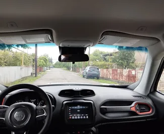 Wynajmij Jeep Renegade 2020 w Gruzji. Paliwo: Benzyna. Moc: 190 KM ➤ Koszt od 120 GEL za dobę.