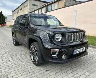 Wynajmij Jeep Renegade 2021 w Gruzji. Paliwo: Benzyna. Moc: 120 KM ➤ Koszt od 140 GEL za dobę.