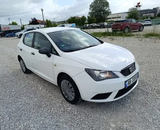 Wynajmij SEAT Ibiza 2012 w Albanii. Paliwo: Diesel. Moc:  KM ➤ Koszt od 28 EUR za dobę.