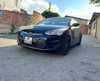 Hyundai Veloster 2015 do wynajęcia w Tbilisi. Limit przebiegu nieograniczony.
