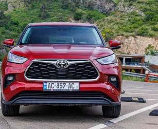 Toyota Highlander – samochód kategorii Komfort, Premium, Crossover na wynajem w Gruzji ✓ Depozyt 600 GEL ✓ Ubezpieczenie: OC, CDW, SCDW, FDW, Pasażerowie, Od Kradzieży.
