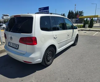 Volkswagen Touran 2015 – wynajem od właścicieli w Burgas (Bułgaria).
