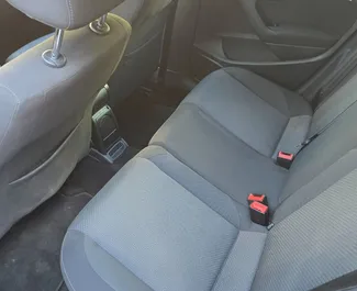 Volkswagen Polo – samochód kategorii Ekonomiczny na wynajem w Bułgarii ✓ Depozyt 100 EUR ✓ Ubezpieczenie: OC, CDW, SCDW, FDW, Od Kradzieży, Zagranica, Młody, Bez Depozytu.