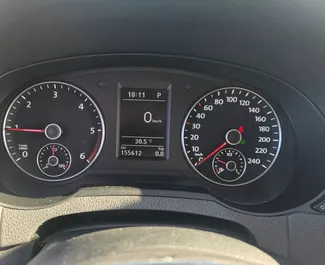 Volkswagen Sharan 2022 do wynajęcia w Burgas. Limit przebiegu 200 km/dzień.