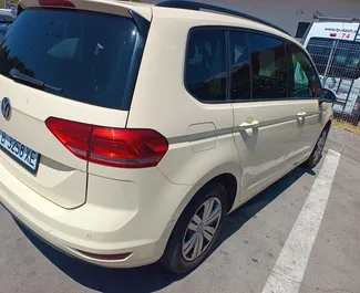 Wynajem samochodu Volkswagen Touran nr 14572 (Automatyczna) w Burgas, z silnikiem 2,0l. Diesel ➤ Bezpośrednio od Nikolay w Bułgarii.