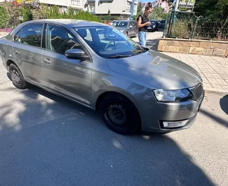 Silnik Benzyna 1,2 l – Wynajmij Skoda Rapid w Burgas.