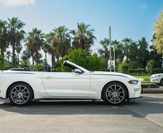 Ford Mustang Cabrio – samochód kategorii Premium, Luksusowy, Cabrio na wynajem w Gruzji ✓ Depozyt 300 GEL ✓ Ubezpieczenie: OC.