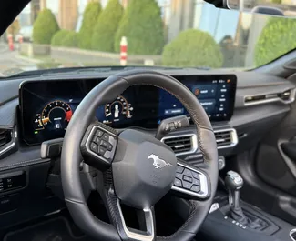 Ford Mustang Cabrio 2025 – wynajem od właścicieli w Tbilisi (Gruzja).