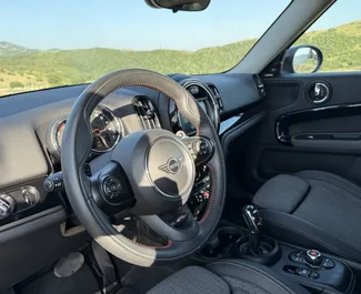 Mini Countryman Cooper S 2020 – wynajem od właścicieli w Tbilisi (Gruzja).