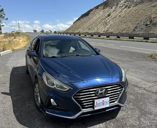 Wypożyczalnia Hyundai Sonata w Erewaniu, Armenia ✓ Nr 8183. ✓ Skrzynia Automatyczna ✓ Opinii: 3.