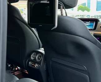 Mercedes-Benz G63 AMG 2023 do wynajęcia w Dubaju. Limit przebiegu 250 km/dzień.