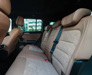 Jetour T2 2024 do wynajęcia w Dubaju. Limit przebiegu 250 km/dzień.