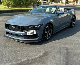 Wypożyczalnia Ford Mustang Cabrio w Dubaju, ZEA ✓ Nr 14504. ✓ Skrzynia Automatyczna ✓ Opinii: 0.