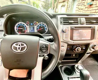 Silnik Benzyna 4,0 l – Wynajmij Toyota 4 Runner w Tbilisi.