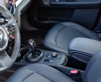 Mini Countryman Cooper 2021 – wynajem od właścicieli w Tbilisi (Gruzja).