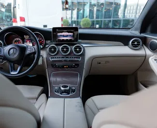 Mercedes-Benz GLC-Class 2018 do wynajęcia w Tbilisi. Limit przebiegu nieograniczony.