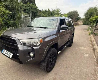Wypożyczalnia Toyota 4 Runner w Tbilisi, Gruzja ✓ Nr 14756. ✓ Skrzynia Automatyczna ✓ Opinii: 0.