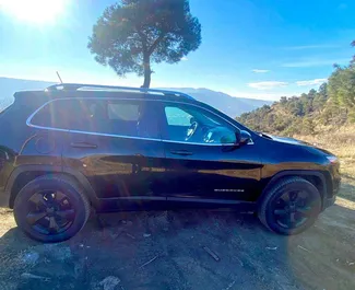 Jeep Cherokee – samochód kategorii Komfort, SUV, Crossover na wynajem w Gruzji ✓ Bez Depozytu ✓ Ubezpieczenie: OC.