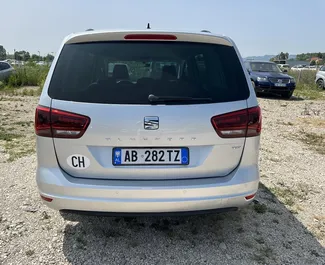 Wypożyczalnia SEAT Alhambra na lotnisku w Tiranie, Albania ✓ Nr 14680. ✓ Skrzynia Automatyczna ✓ Opinii: 0.