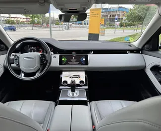 Wynajmij Land Rover Range Rover Evoque 2020 w Hiszpanii. Paliwo: Hybryda. Moc:  KM ➤ Koszt od 100 EUR za dobę.