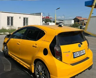 Silnik Hybryda 1,5 l – Wynajmij Toyota Prius C w Tbilisi.