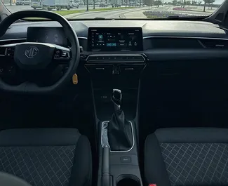 MG 3 – samochód kategorii Ekonomiczny, Komfort na wynajem w ZEA ✓ Bez Depozytu ✓ Ubezpieczenie: OC, SCDW, FDW, Pasażerowie, Od Kradzieży, Bez Depozytu.