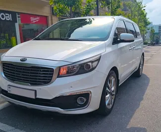 Wypożyczalnia Kia Carnival w Baku, Azerbejdżan ✓ Nr 14729. ✓ Skrzynia Automatyczna ✓ Opinii: 0.