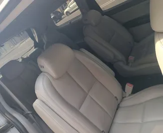 Kia Carnival – samochód kategorii Komfort, Crossover, Minivan na wynajem w Azerbejdżanie ✓ Depozyt 300 AZN ✓ Ubezpieczenie: OC, CDW, Od Kradzieży.