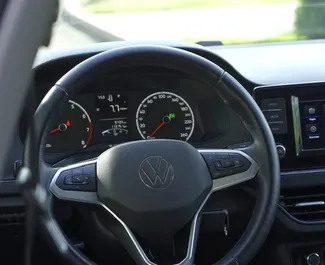 Silnik Benzyna 1,6 l – Wynajmij Volkswagen Polo Sedan w Ałmaty.