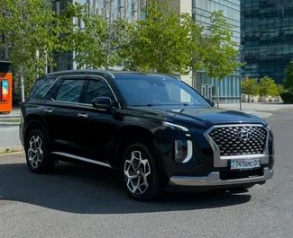 Wynajmij Hyundai Palisade 2021 w Kazachstanie. Paliwo: Benzyna. Moc: 249 KM ➤ Koszt od 69000 KZT za dobę.