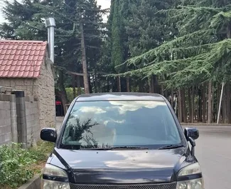 Silnik Benzyna 2,0 l – Wynajmij Toyota Noah w Tbilisi.
