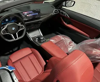 Wynajmij BMW 420i Cabrio 2025 w ZEA. Paliwo: Benzyna. Moc: 350 KM ➤ Koszt od 450 AED za dobę.