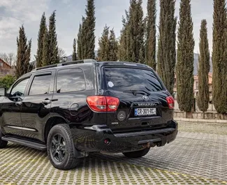 Toyota Sequoia I – samochód kategorii Komfort, Premium, SUV na wynajem w Gruzji ✓ Depozyt 350 GEL ✓ Ubezpieczenie: OC, CDW.
