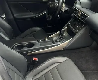 Lexus IS300 2019 do wynajęcia w Tbilisi. Limit przebiegu 100 km/dzień.