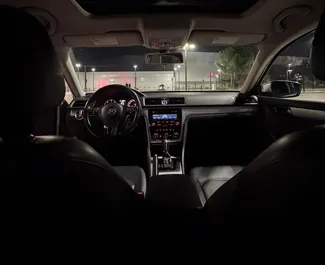 Volkswagen Passat 2015 do wynajęcia w Tiranie. Limit przebiegu nieograniczony.