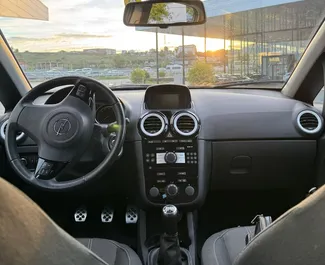 Silnik Benzyna 1,2 l – Wynajmij Opel Corsa w Tiranie.