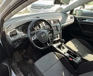 Wynajem samochodu Volkswagen Golf 7 nr 14846 (Manualna) na lotnisku w Tiranie, z silnikiem 2,0l. Diesel ➤ Bezpośrednio od Vilson w Albanii.