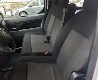 Opel Vivaro – samochód kategorii Ekonomiczny, Komfort, Minivan na wynajem in Czechia ✓ Depozyt 600 EUR ✓ Ubezpieczenie: OC.