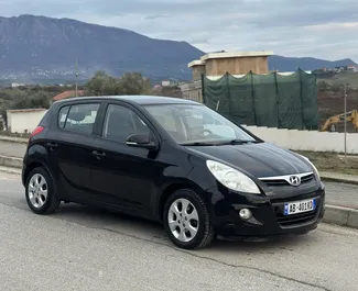 Wypożyczalnia Hyundai i20 na lotnisku w Tiranie, Albania ✓ Nr 14824. ✓ Skrzynia Automatyczna ✓ Opinii: 0.