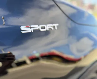 Wynajmij Fiat 500X 2021 w Serbii. Paliwo: Benzyna. Moc: 150 KM ➤ Koszt od 30 EUR za dobę.