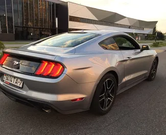 Ford Mustang Coupe – samochód kategorii Premium, Luksusowy na wynajem na Białorusi ✓ Depozyt 400 USD ✓ Ubezpieczenie: OC, CDW, SCDW, Od Kradzieży, Młody.