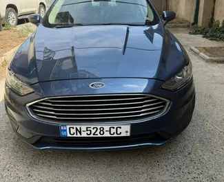 Ford Fusion Sedan – samochód kategorii Komfort, Premium na wynajem w Gruzji ✓ Depozyt 200 GEL ✓ Ubezpieczenie: OC, FDW, Od Kradzieży.