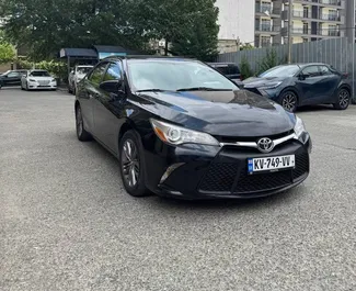 Toyota Camry – samochód kategorii Komfort, Premium na wynajem w Gruzji ✓ Bez Depozytu ✓ Ubezpieczenie: OC, FDW, Bez Depozytu.