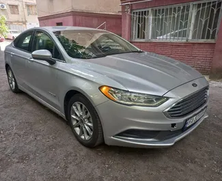 Silnik Benzyna 2,0 l – Wynajmij Ford Fusion Sedan w Tbilisi.