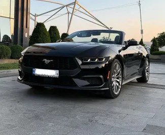 Ford Mustang Cabrio – samochód kategorii Premium, Luksusowy, Cabrio na wynajem w Gruzji ✓ Depozyt 950 GEL ✓ Ubezpieczenie: OC, FDW.